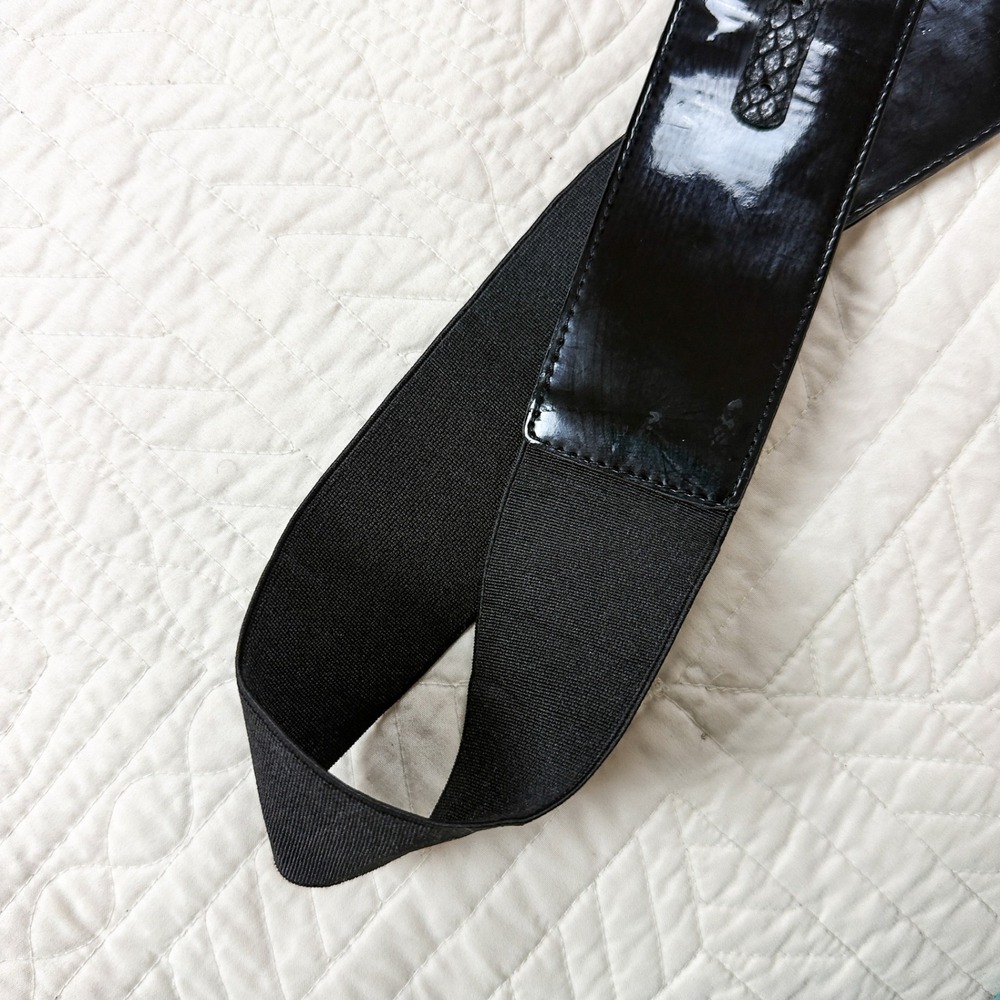 White House Black Market Patent Wide Stretch Statement Belt Snake Print XS Y2K - Picture 7 of 9